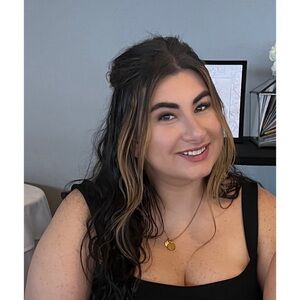 Meet your Posher, Lisa